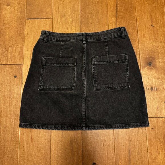 Topshop Black Denim Cargo Mini Skirt | Size 8 | EUC | Utility Style - Picture 2 of 7